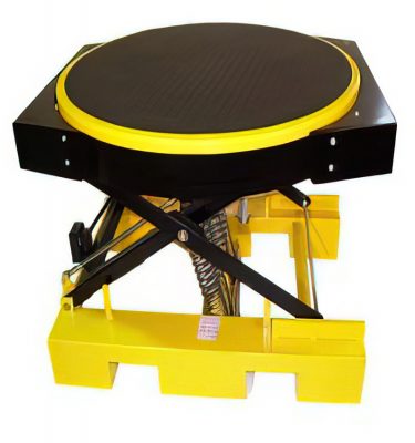 Powered wrapper table supporting a 1500kg load for pallet wrapping